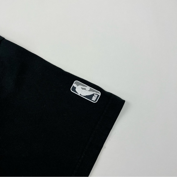 Vintage Nba Boston Celtics Graphic Tee - Picture 4 of 5